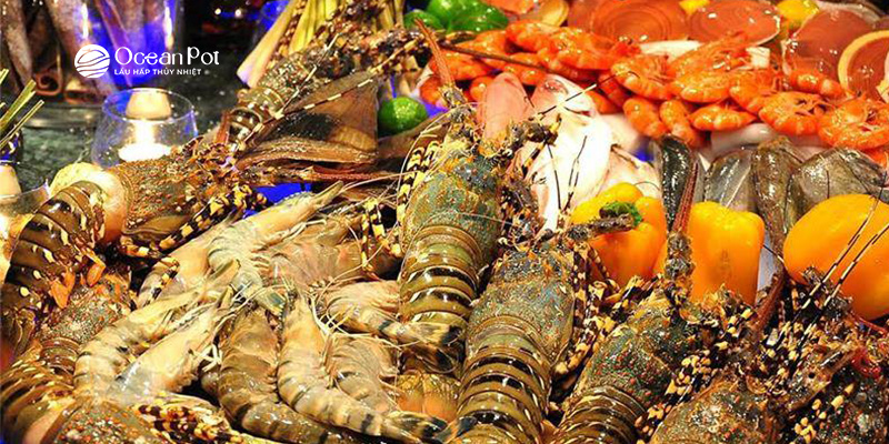Da Nang Travel Experience: What to Eat? Where to Stay? How to Go?