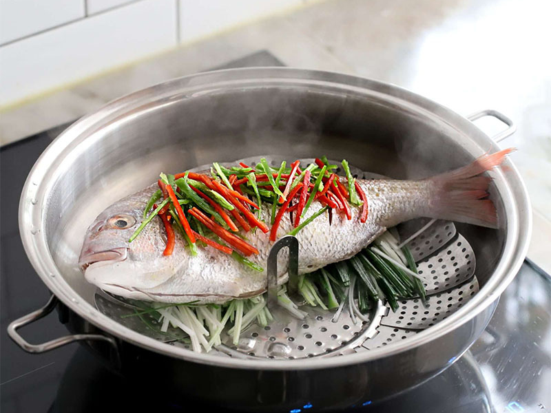 Công thức cá hấp cuốn bánh tráng chuẩn vị – Món ngon thanh đạm ăn là ghiền 4 Kỹ thuật hấp cá không tanh giữ trọn vị ngọt