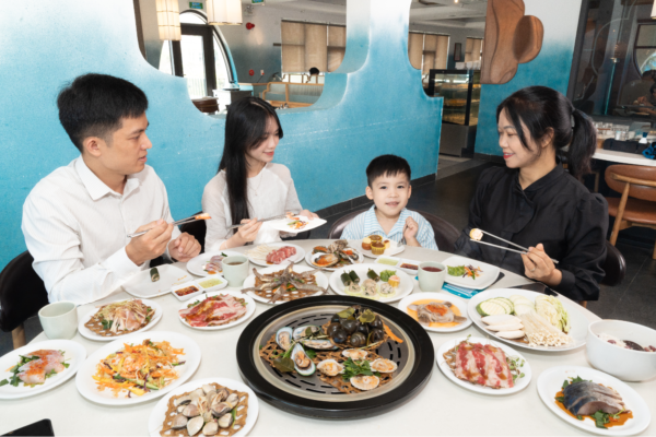 Lợi Ích Thanh Nhiệt Từ Món Hấp Thủy Nhiệt: Vì Sao Nhiều Gia Đình Chọn Cho Bữa Ăn Mùa Hè Tại Đà Nẵng? 3 Các món hải sản hấp thủy nhiệt ngày càng được nhiều gia đình lựa chọn khi đi du lịch